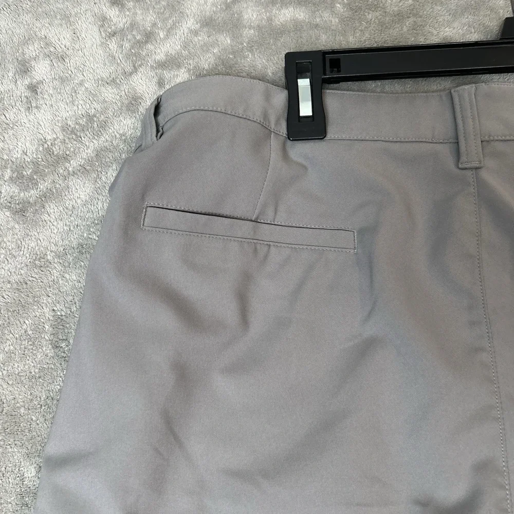 Adidas Golf Performance Shorts Men's Size 40 Gray Stretch Waist‎ 8.5